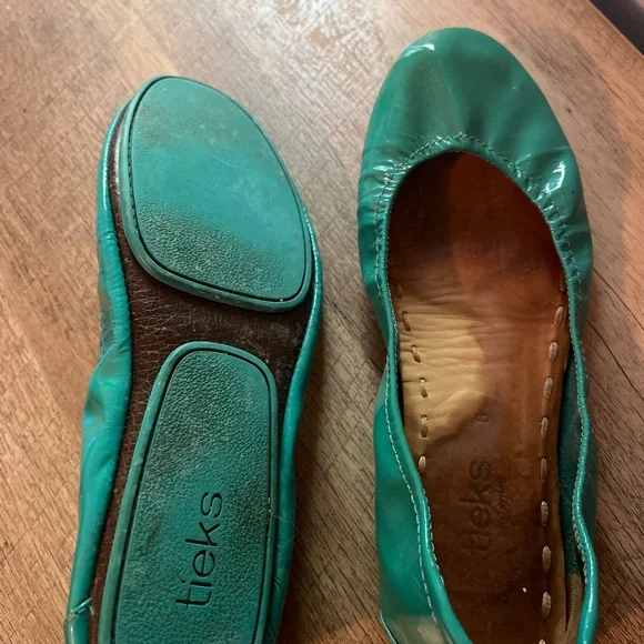 Tieks flats - Picture 3 of 3